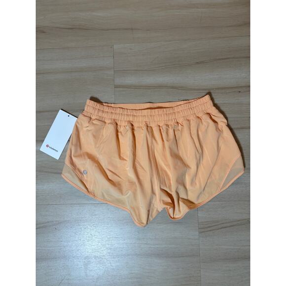 Lululemon Pants - NWT Lululemon Hotty Hot Low-Rise Lined 2.5" Rock Melon sz 10 $68 MSRP